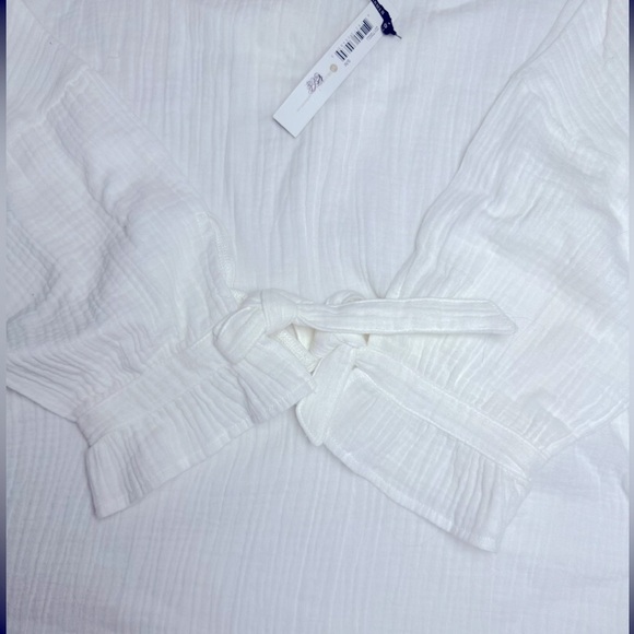 Coco + Carmen White Cotton Lace Detail Blouse NWT Size S/M - Picture 3 of 7